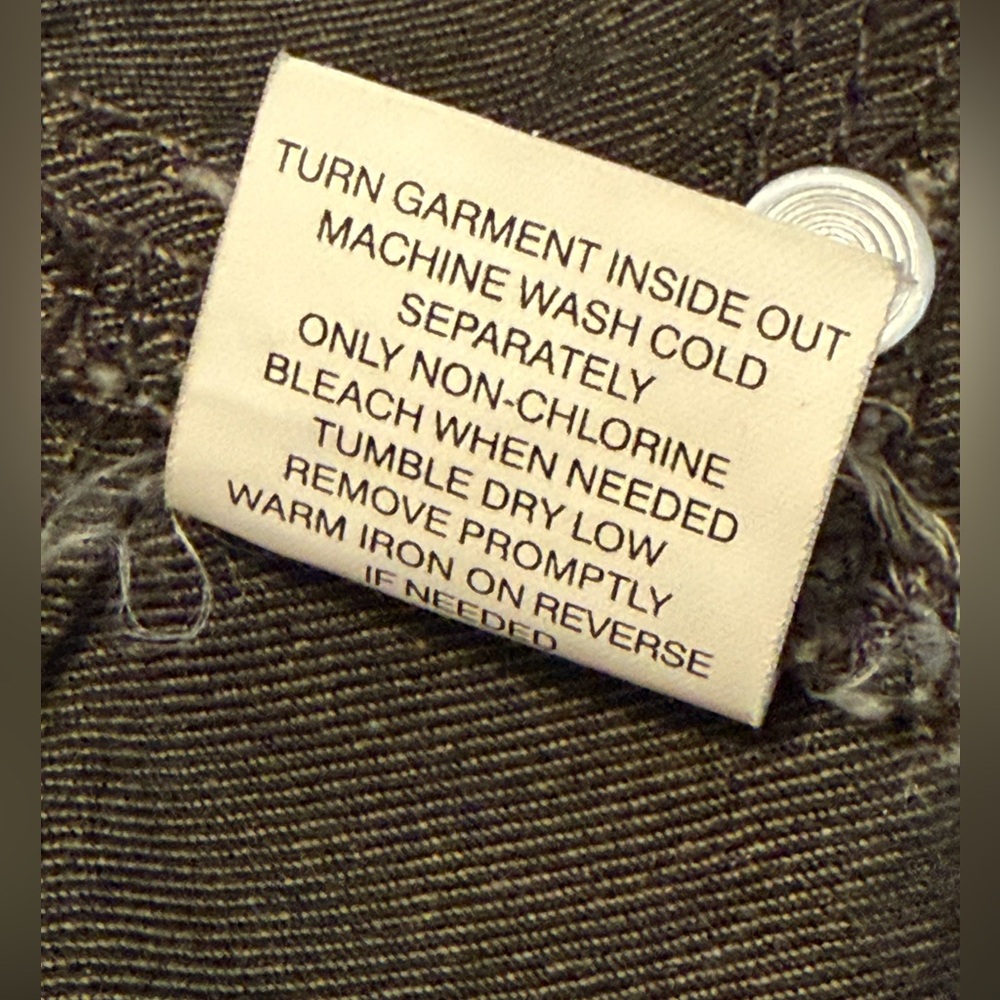 NWT New York & Company SoHo Jeans Legging Crop Stretch Camo Capri Pants - Picture 10 of 12